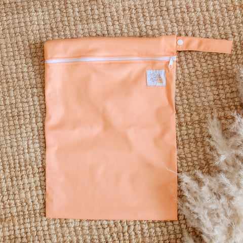 Wetbag - 3/15$